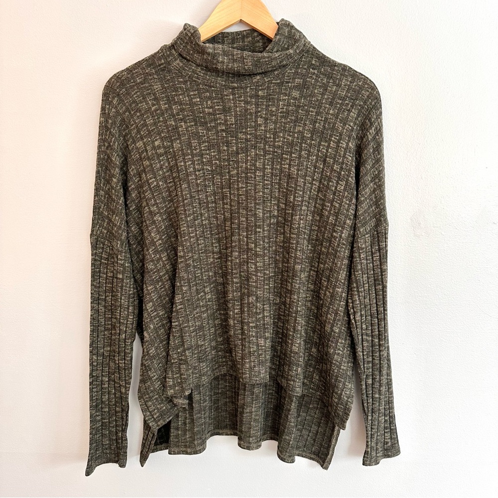 American Eagle Outfitters Olive Ribbed Turtleneck Sweater